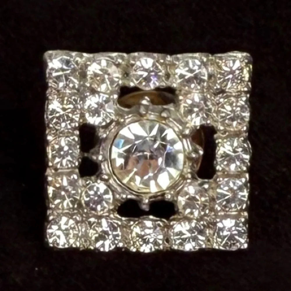 Vintage Silvertone Crystal Bling Brooch Pin